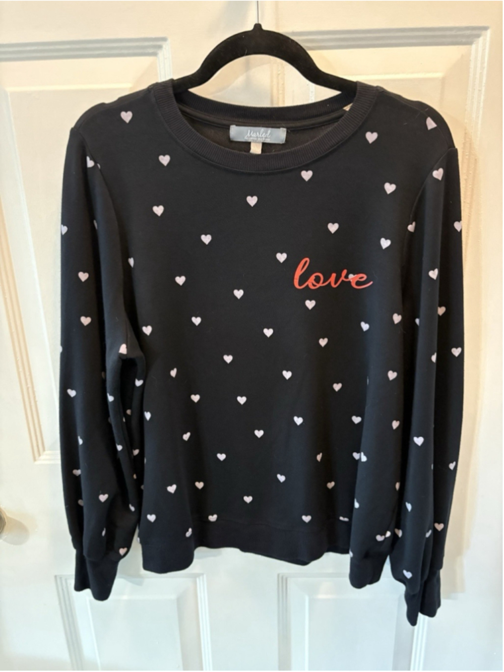 Wild fox Black W/white Hearts Soft Sweatshirt Love Large. 1037